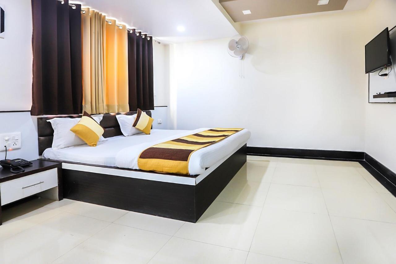 אג'מר Oyo 11840 Hotel Venus מראה חיצוני תמונה